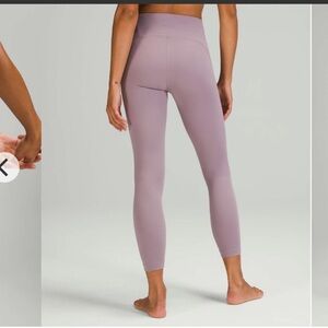 NWOT Lululemon Instill High-Rise Tight 25"
Violet Verbena size 2